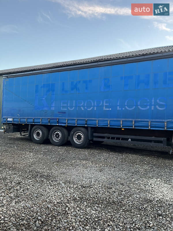 Тентованный борт (штора) - полуприцеп Schmitz Cargobull Cargobull 2012 в Львове