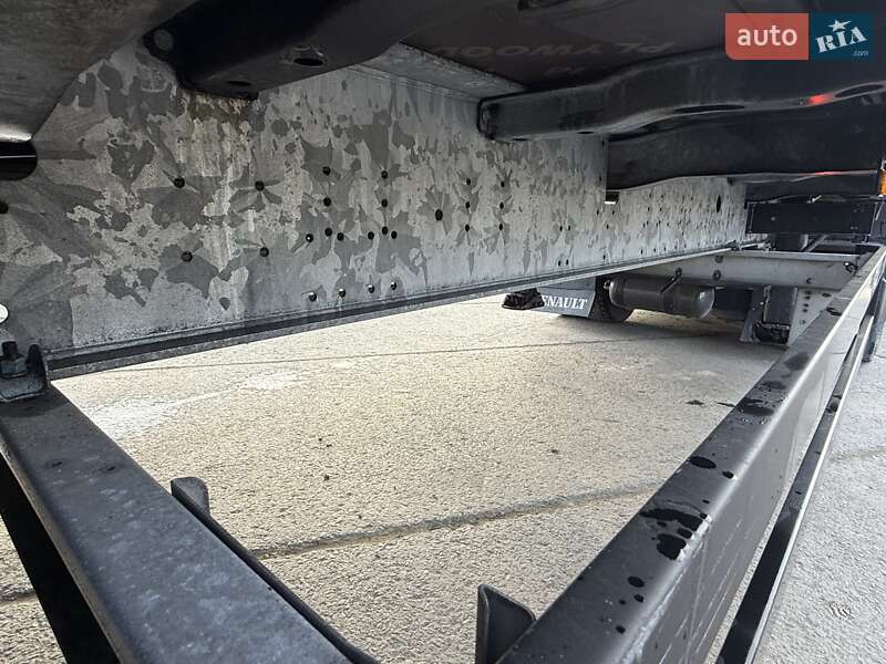 Тентованный борт (штора) - полуприцеп Schmitz Cargobull Cargobull 2015 в Надворной