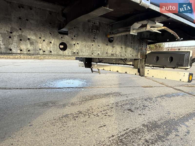 Тентованный борт (штора) - полуприцеп Schmitz Cargobull Cargobull 2015 в Надворной