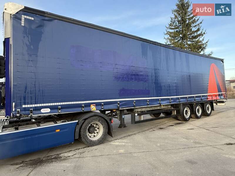 Тентованный борт (штора) - полуприцеп Schmitz Cargobull Cargobull 2015 в Надворной