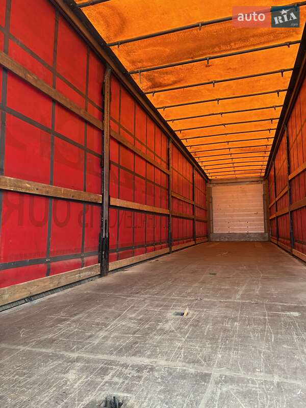 Тентованный борт (штора) - полуприцеп Schmitz Cargobull Cargobull 2017 в Луцке