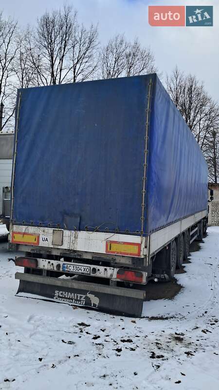 Бортовий напівпричіп Schmitz Cargobull Cargobull 2004 в Ратному