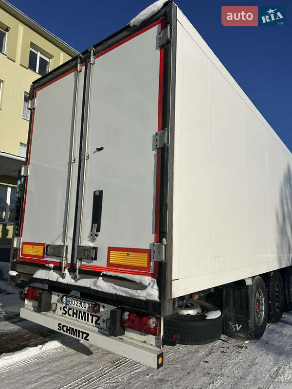 Рефрижератор полуприцеп Schmitz Cargobull Cargobull 2005 в Тернополе