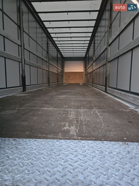 Тентованный борт (штора) - полуприцеп Schmitz Cargobull Cargobull 2017 в Львове фото 8 Тентованный борт (штора) - полуприцеп Schmitz Cargobull Cargobull 2017 в Львове