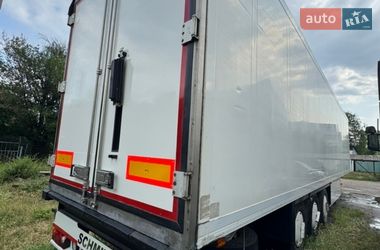 Рефрижератор Schmitz Cargobull Cargobull 2004 в Одессе
