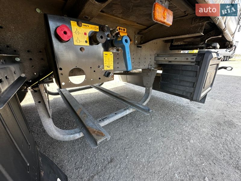 Тентованный борт (штора) - полуприцеп Schmitz Cargobull Cargobull 2015 в Умани