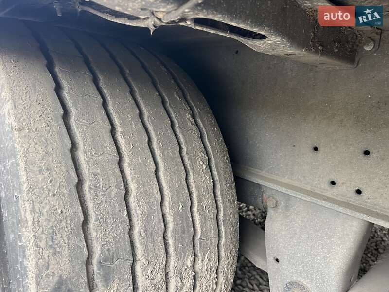 Тентованный борт (штора) - полуприцеп Schmitz Cargobull Mega 2006 в Хусте