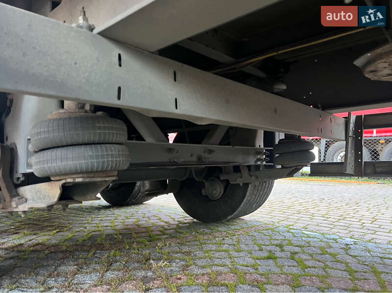 Тентованный борт (штора) - полуприцеп Schmitz Cargobull Mega 2006 в Хусте