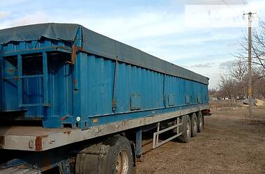 Зерновоз - полуприцеп Schmitz Cargobull S01 1993 в Умани