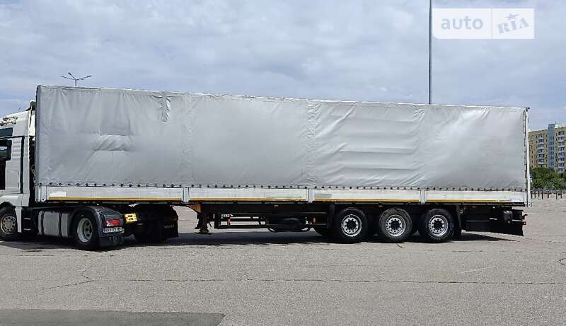 Бортовой полуприцеп Schmitz Cargobull S01 2008 в Харькове