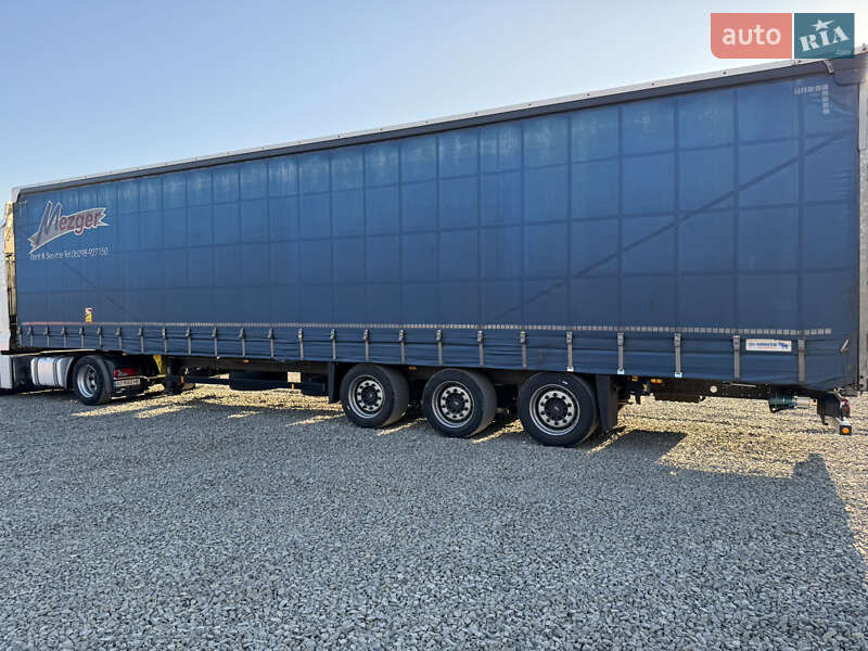 Schmitz Cargobull S01 2011