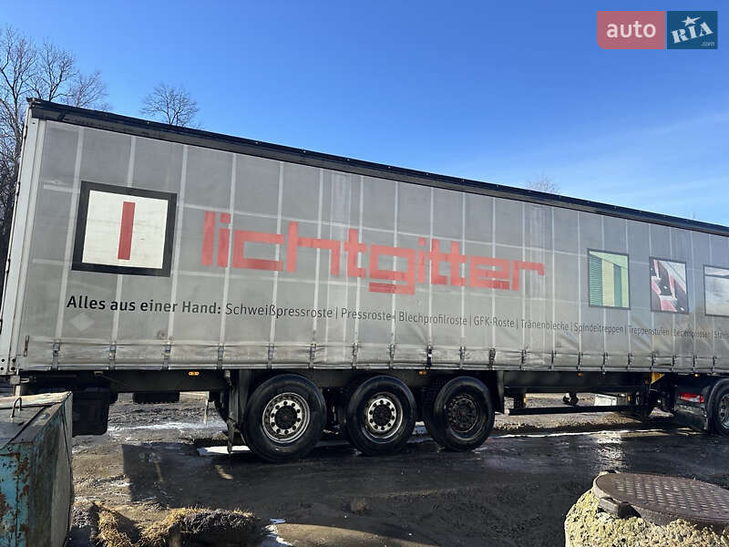 Тентований борт (штора) - напівпричіп Schmitz Cargobull S01 2005 в Надвірній