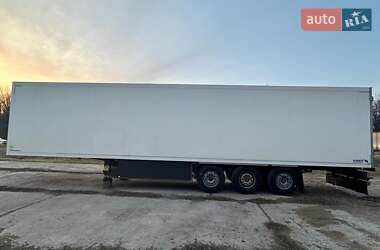 Рефрижератор напівпричіп Schmitz Cargobull S01 2000 в 