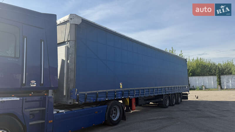 Schmitz Cargobull S01 2012