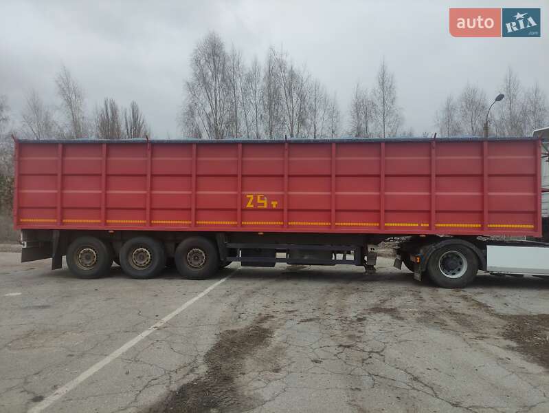 Зерновоз - полуприцеп Schmitz Cargobull S01 2000 в Прилуках