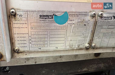 Бортовий напівпричіп Schmitz Cargobull S01 2004 в 