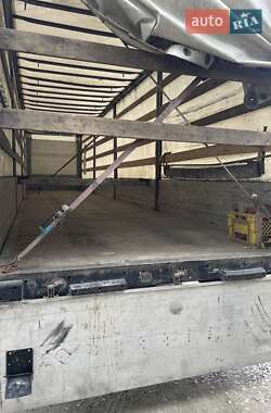 Бортовой полуприцеп Schmitz Cargobull S01 2005 в 