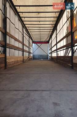 Бортовой полуприцеп Schmitz Cargobull S01 2007 в 