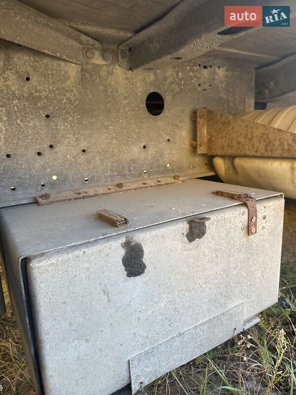 Тентованный борт (штора) - полуприцеп Schmitz Cargobull S01 2007 в Киеве