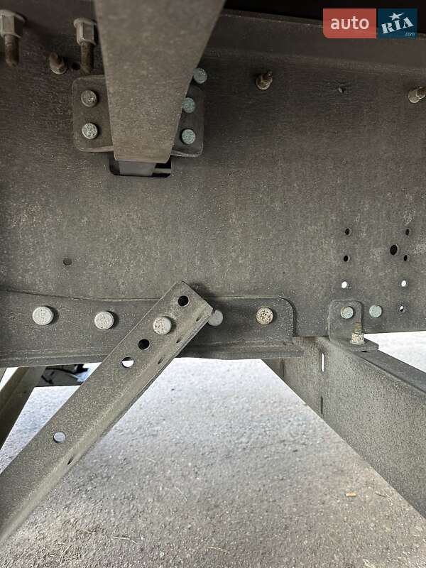 Тентованный борт (штора) - полуприцеп Schmitz Cargobull S01 2016 в Бродах фото 26 Тентованный борт (штора) - полуприцеп Schmitz Cargobull S01 2016 в Бродах