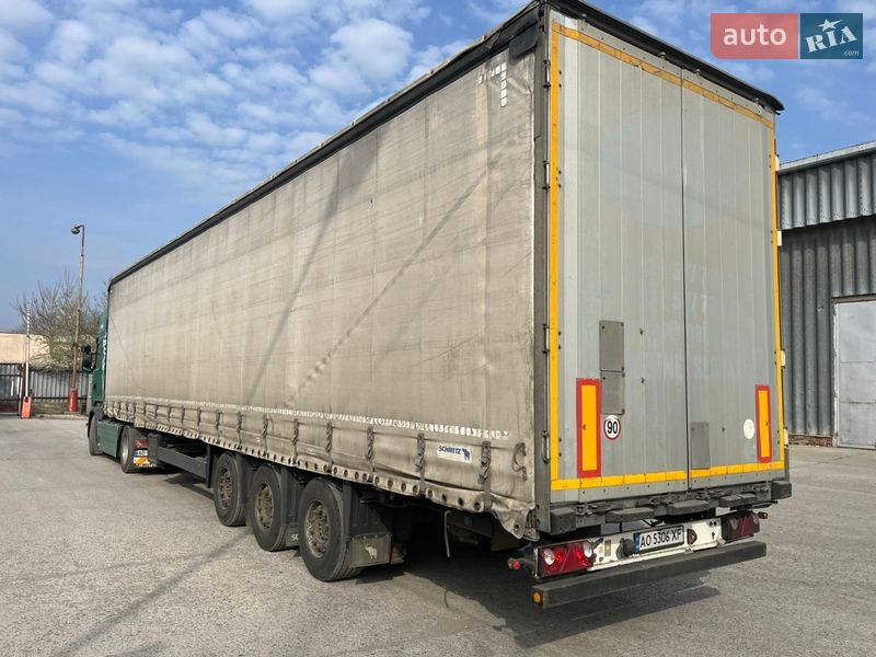 Schmitz Cargobull S01 2011