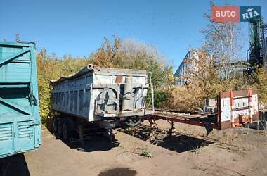 Самосвал полуприцеп Schmitz Cargobull S3 1994 в 