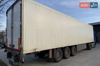 Рефрижератор напівпричіп Schmitz Cargobull S3 2010 в Києві