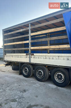 Бортовой полуприцеп Schmitz Cargobull SAF 2008 в 
