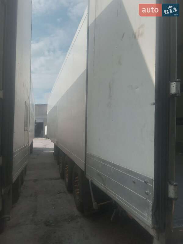 Рефрижератор напівпричіп Schmitz Cargobull SAF 1999 в Броварах