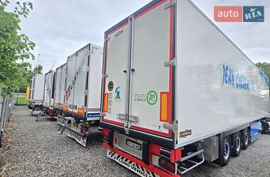 Рефрижератор полуприцеп Schmitz Cargobull SAF 2011 в 