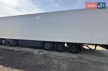 Рефрижератор напівпричіп Schmitz Cargobull SAF 2011 в Золотоноші