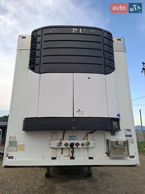 Рефрижератор Schmitz Cargobull SAF 2004 в Иршаве