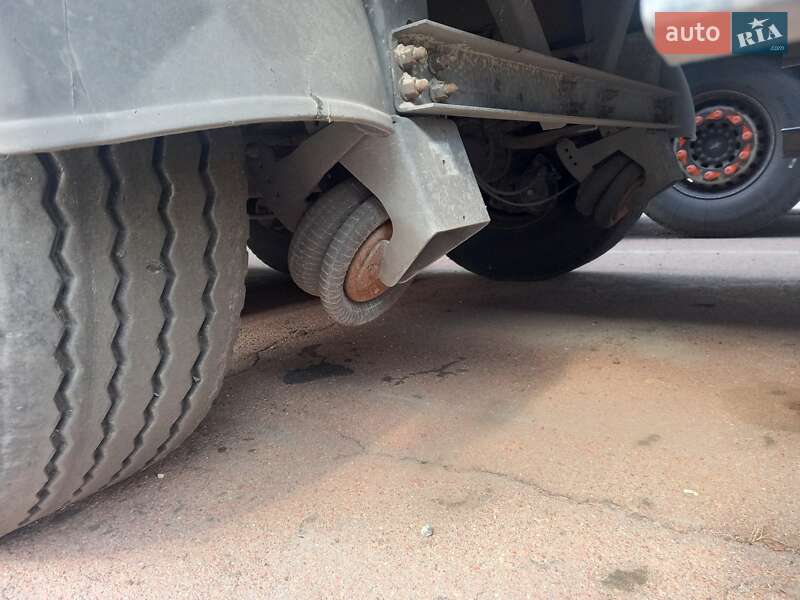 Тентованный борт (штора) - полуприцеп Schmitz Cargobull SAF 2007 в Чернигове