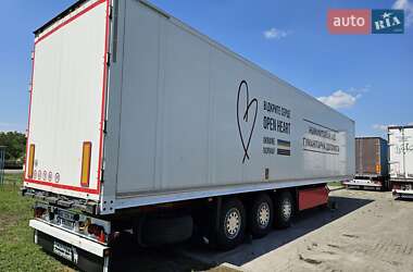 Изотермическая будка Schmitz Cargobull SAF 2011 в 
