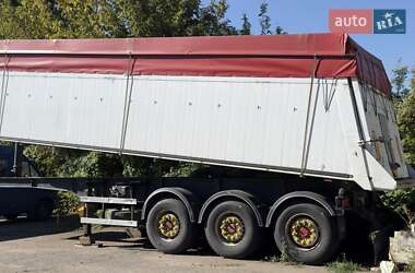 Зерновоз - напівпричіп Schmitz Cargobull SAF 2010 в Черкасах