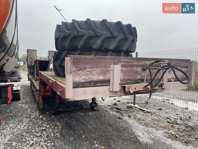 Низкорамная платформа Schmitz Cargobull SAF 2008 в Виннице