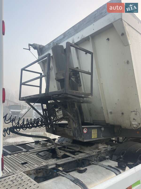 Зерновоз - напівпричіп Schmitz Cargobull SAF 2010 в Тячеві