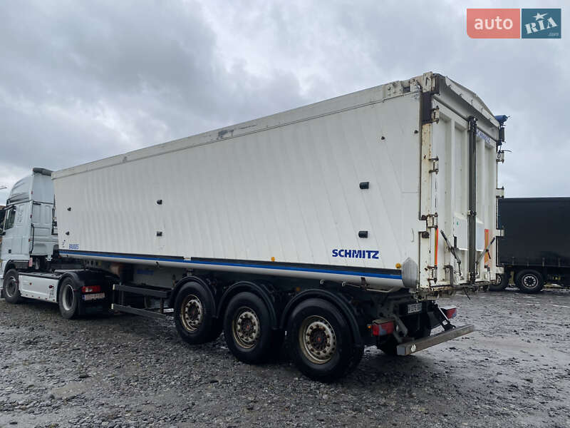 Самоскид напівпричіп Schmitz Cargobull SAF 2008 в Вінниці