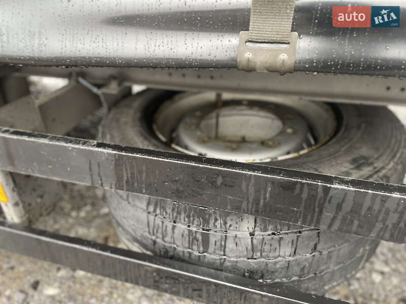 Тентований борт (штора) - напівпричіп Schmitz Cargobull SAF 2015 в Вінниці