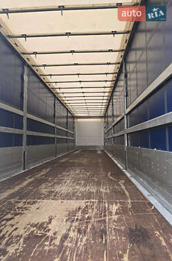 Тентований борт (штора) - напівпричіп Schmitz Cargobull SAF 2014 в Рівному