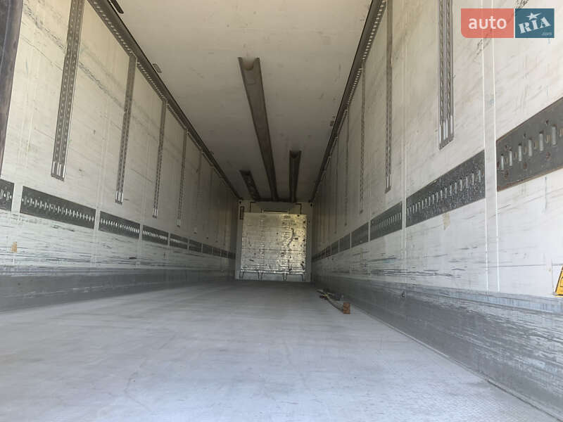 Рефрижератор напівпричіп Schmitz Cargobull SAF 2012 в Вінниці