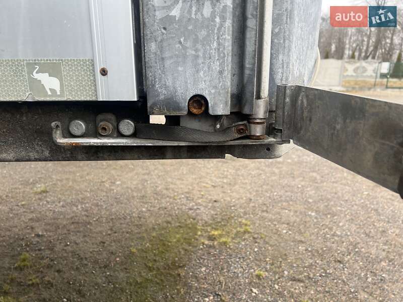 Тентованный борт (штора) - полуприцеп Schmitz Cargobull SCB S3B 2016 в Виннице фото 2 Тентованный борт (штора) - полуприцеп Schmitz Cargobull SCB S3B 2016 в Виннице