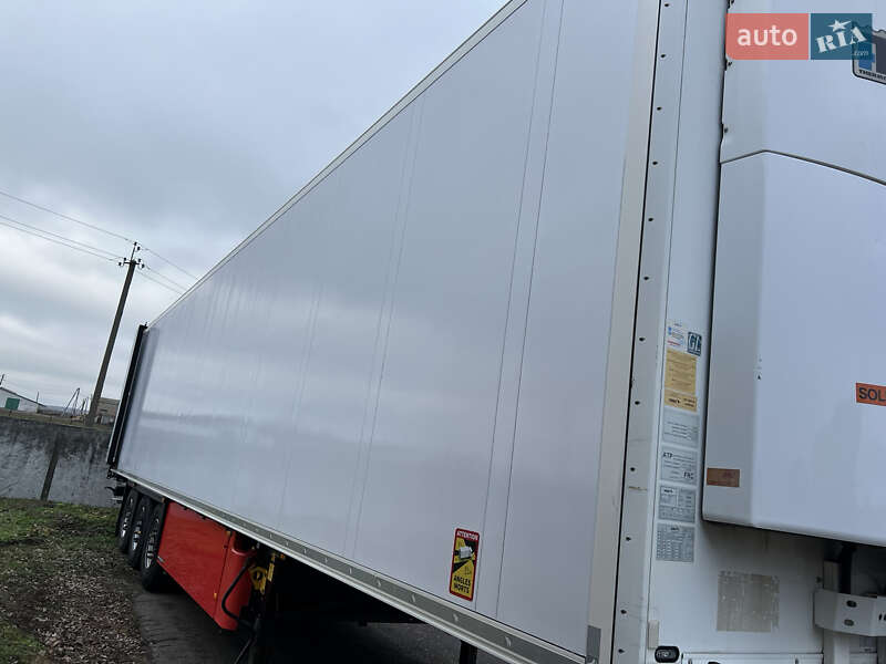 Рефрижератор полуприцеп Schmitz Cargobull SCB S3B 2015 в 