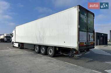 Рефрижератор полуприцеп Schmitz Cargobull SCB S3B 2015 в 