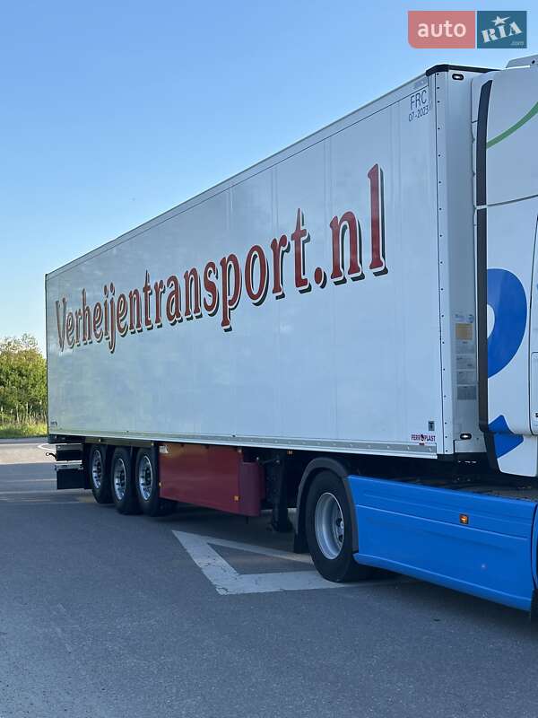 Рефрижератор напівпричіп Schmitz Cargobull SCB S3B 2017 в Бродах фото 19 Рефрижератор напівпричіп Schmitz Cargobull SCB S3B 2017 в Бродах