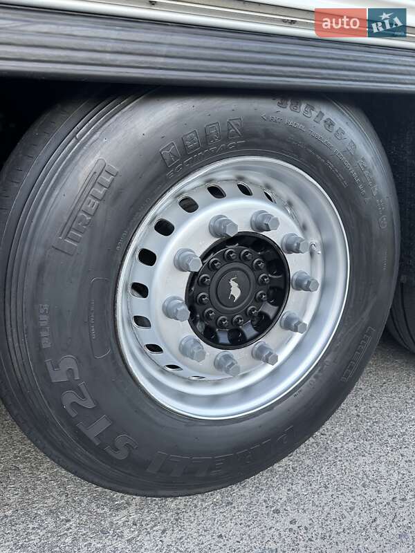 Рефрижератор напівпричіп Schmitz Cargobull SCB S3B 2017 в Бродах фото 28 Рефрижератор напівпричіп Schmitz Cargobull SCB S3B 2017 в Бродах