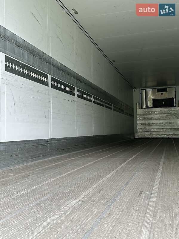 Рефрижератор напівпричіп Schmitz Cargobull SCB S3B 2017 в Бродах фото 66 Рефрижератор напівпричіп Schmitz Cargobull SCB S3B 2017 в Бродах