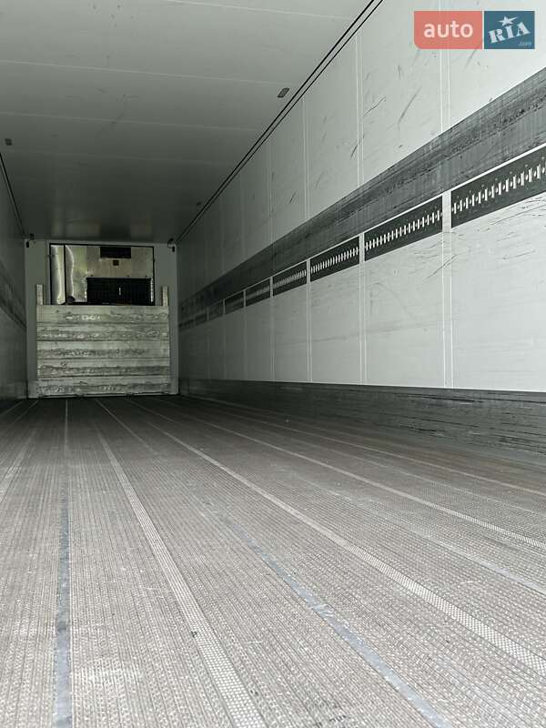 Рефрижератор напівпричіп Schmitz Cargobull SCB S3B 2017 в Бродах фото 67 Рефрижератор напівпричіп Schmitz Cargobull SCB S3B 2017 в Бродах