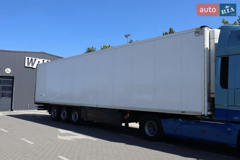 Рефрижератор полуприцеп Schmitz Cargobull SCB S3B 2015 в 