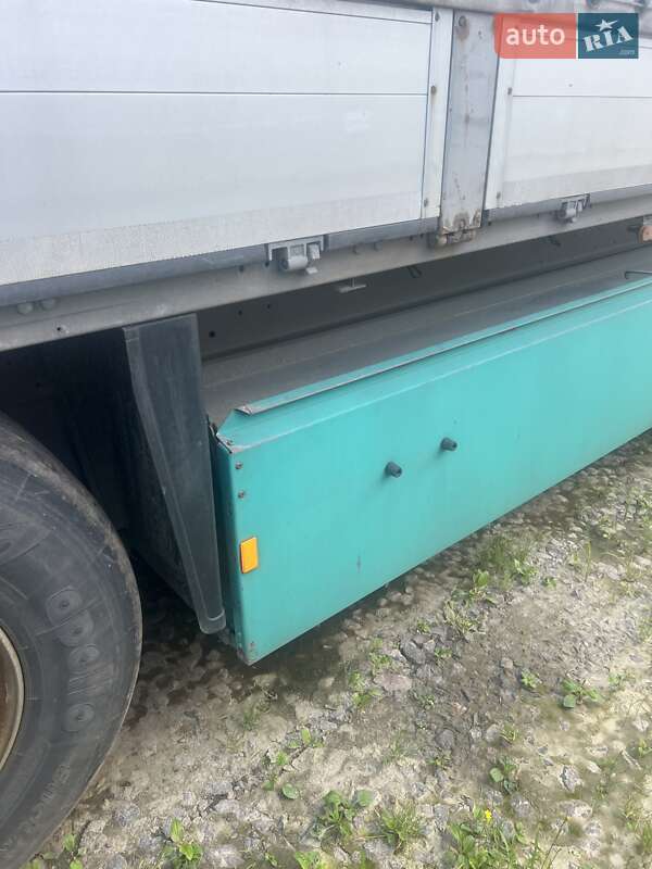 Тентованный борт (штора) - полуприцеп Schmitz Cargobull SCB S3B 2011 в Львове